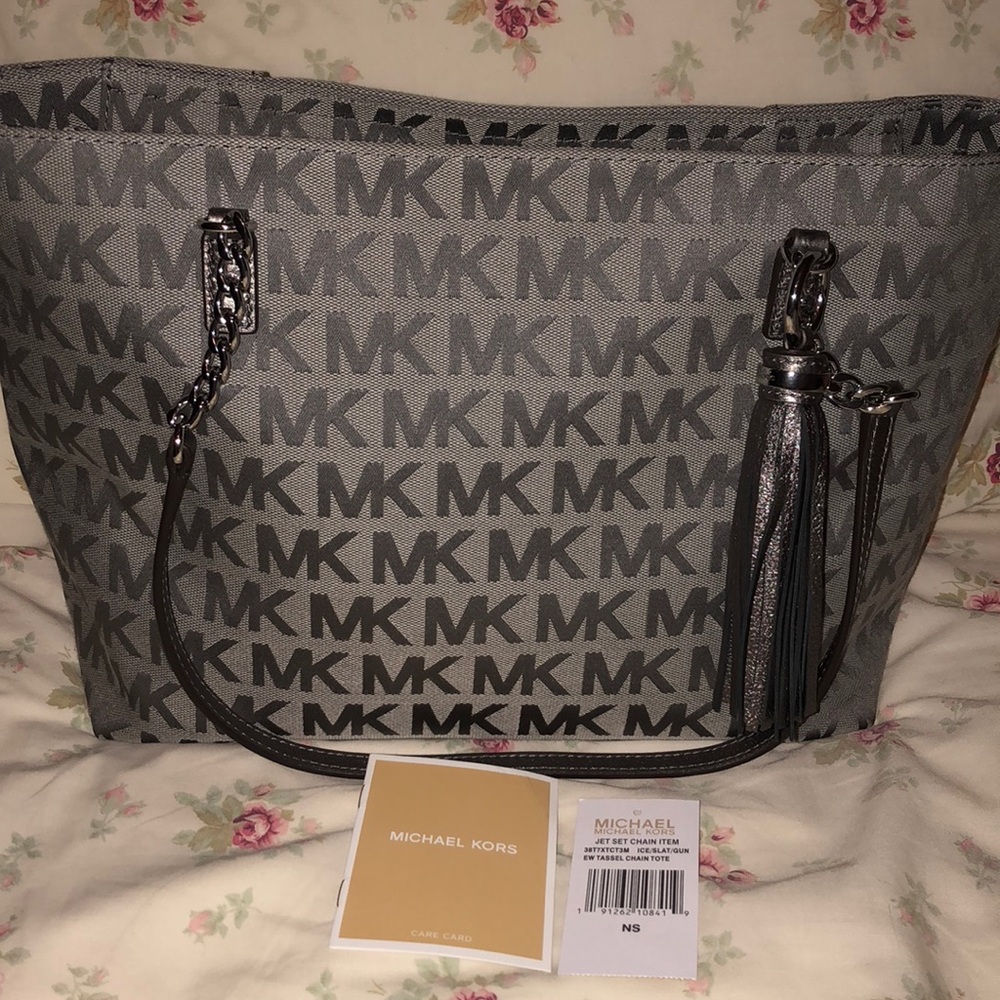 Micheal Kors Handbag
